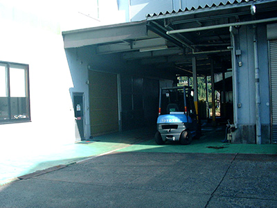 2工場入口